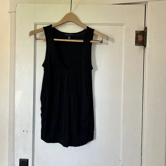 Banana Republic Black Basic Deep V-Neck Sleeveless Cinch SideTank Top Blouse - Picture 2 of 13